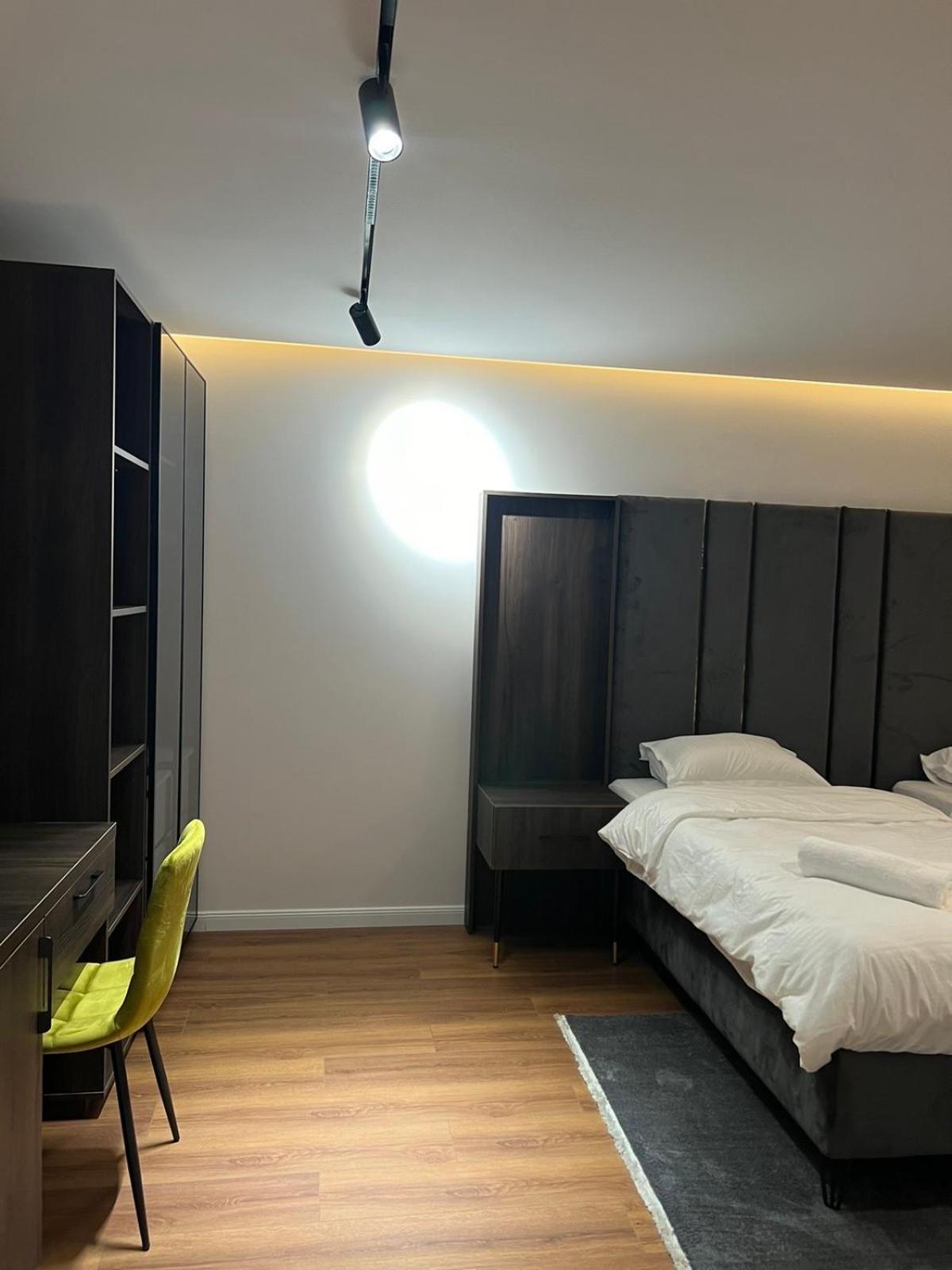 Hotel Europa Prishtina Prishtinë Ngoại thất bức ảnh
