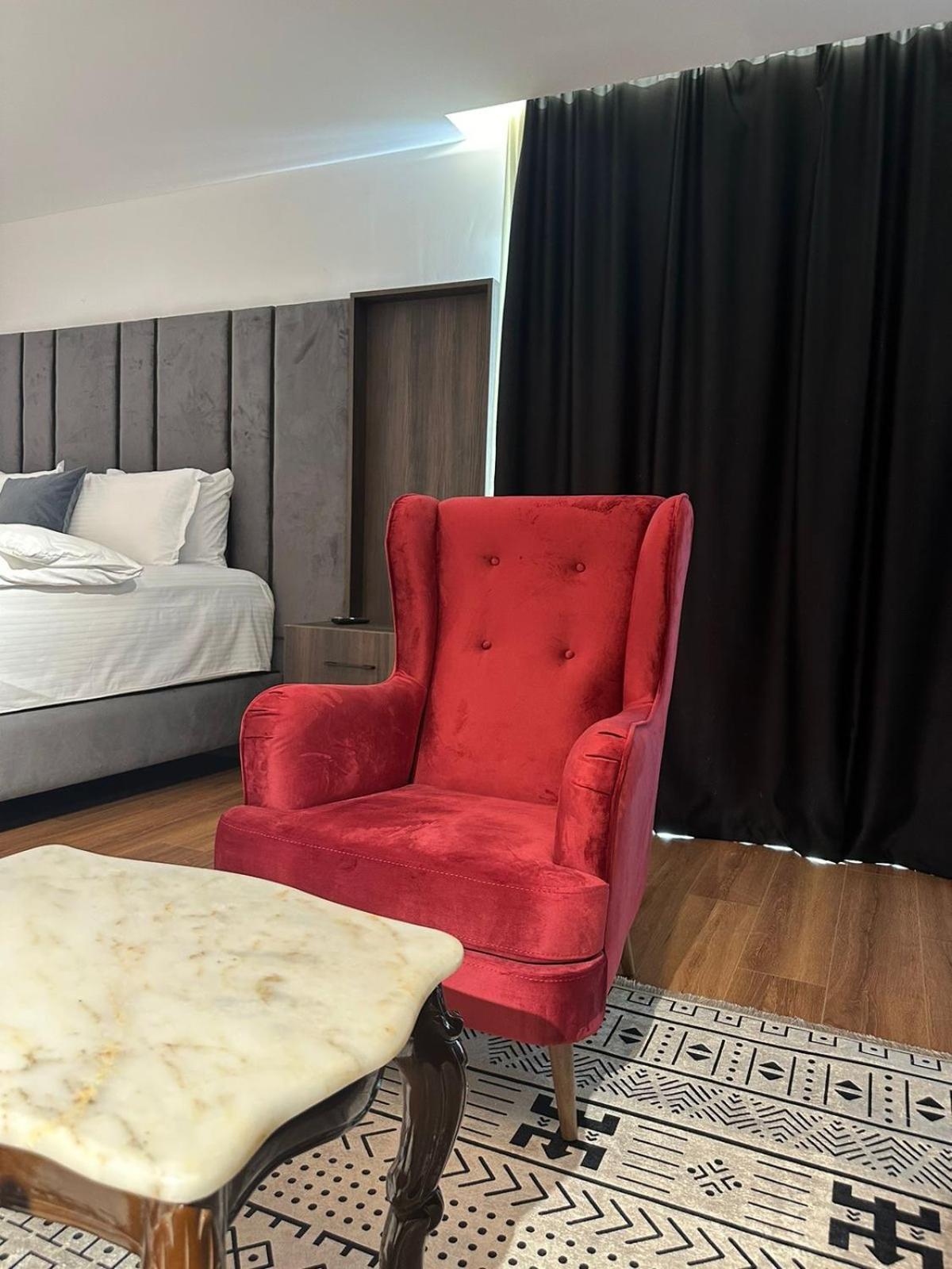 Hotel Europa Prishtina Prishtinë Ngoại thất bức ảnh