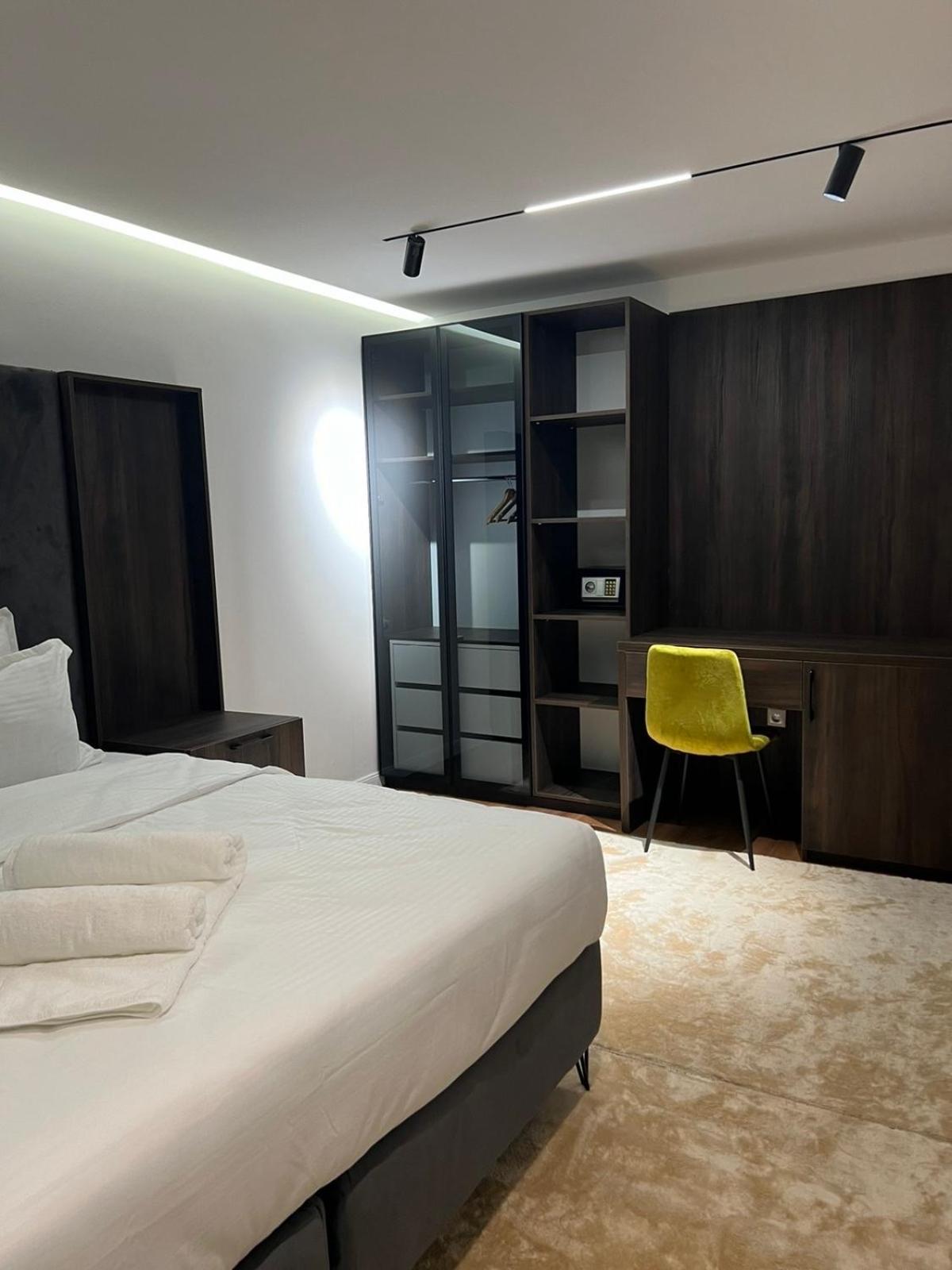 Hotel Europa Prishtina Prishtinë Ngoại thất bức ảnh