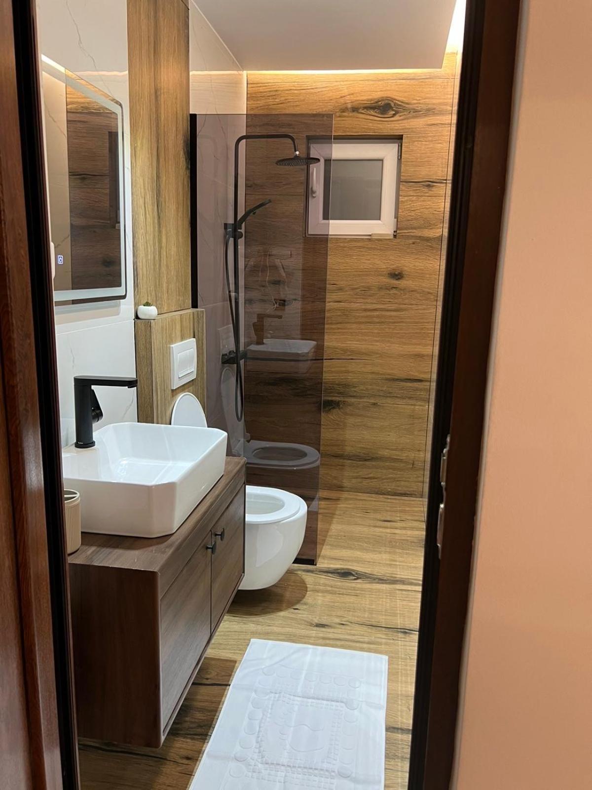 Hotel Europa Prishtina Prishtinë Ngoại thất bức ảnh
