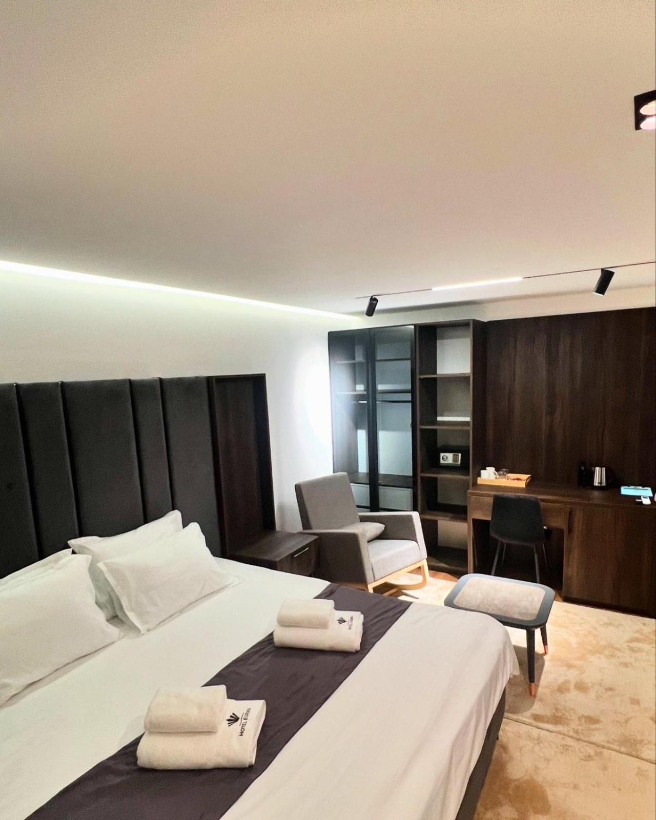 Hotel Europa Prishtina Prishtinë Ngoại thất bức ảnh